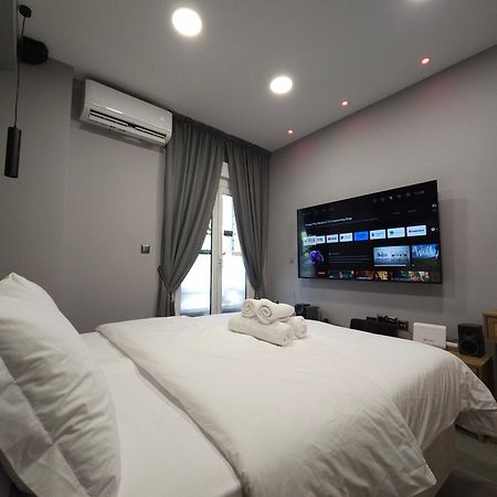 Dione Luxury Business Suite In The Heart Of אתונה מראה חיצוני תמונה
