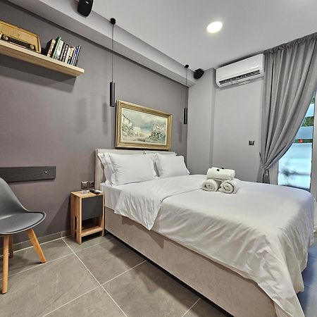 Dione Luxury Business Suite In The Heart Of אתונה מראה חיצוני תמונה