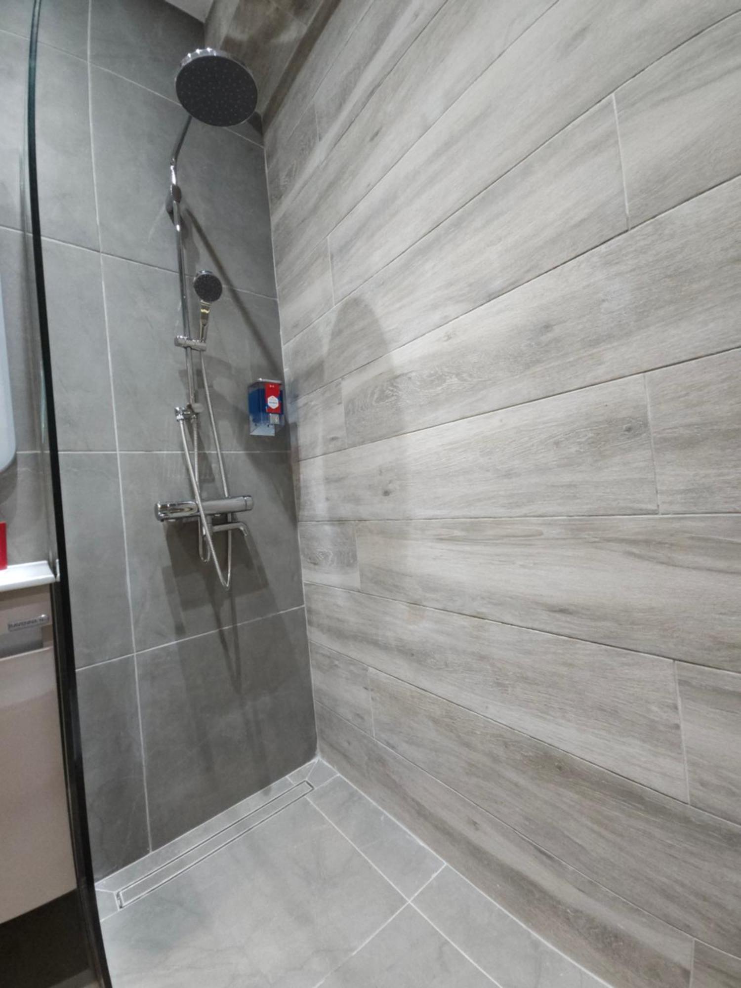 Dione Luxury Business Suite In The Heart Of אתונה מראה חיצוני תמונה